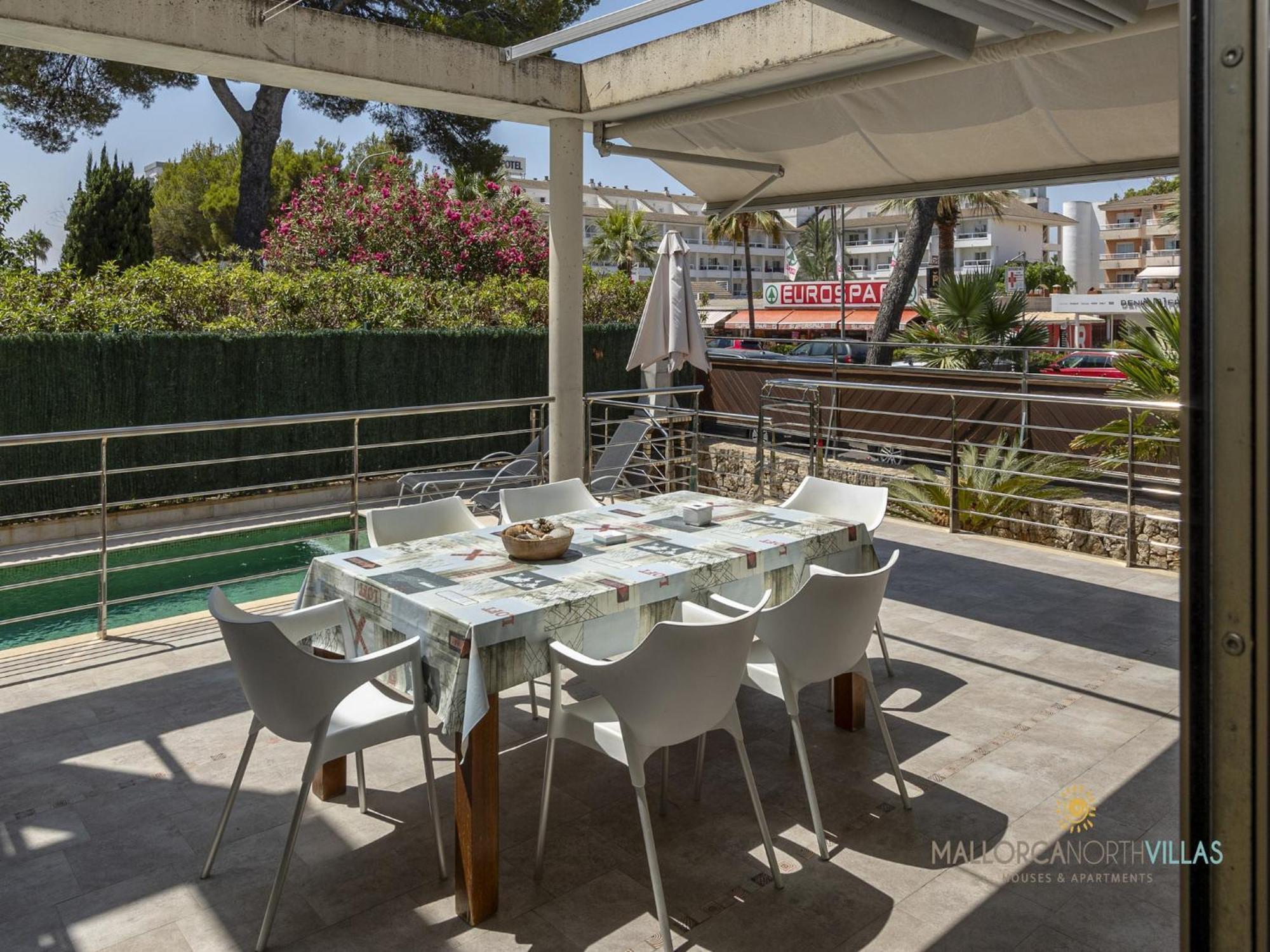 Romantic With View Villa